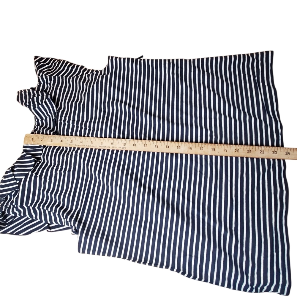American Living By Ralph Lauren Navy and White Striped Top. XL. Nautical. B0025 - Picture 9 of 9